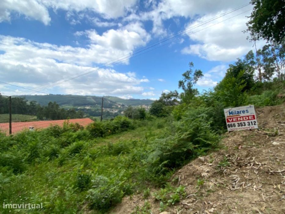Terreno para Construção - Amarante — Telões, Porto