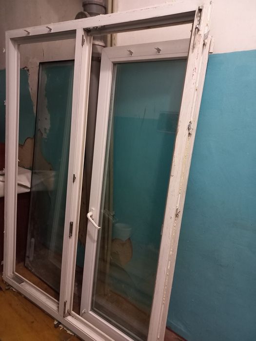 Продам пластикові вікно