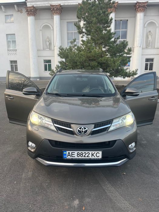 Продам Toyota RAV 4
