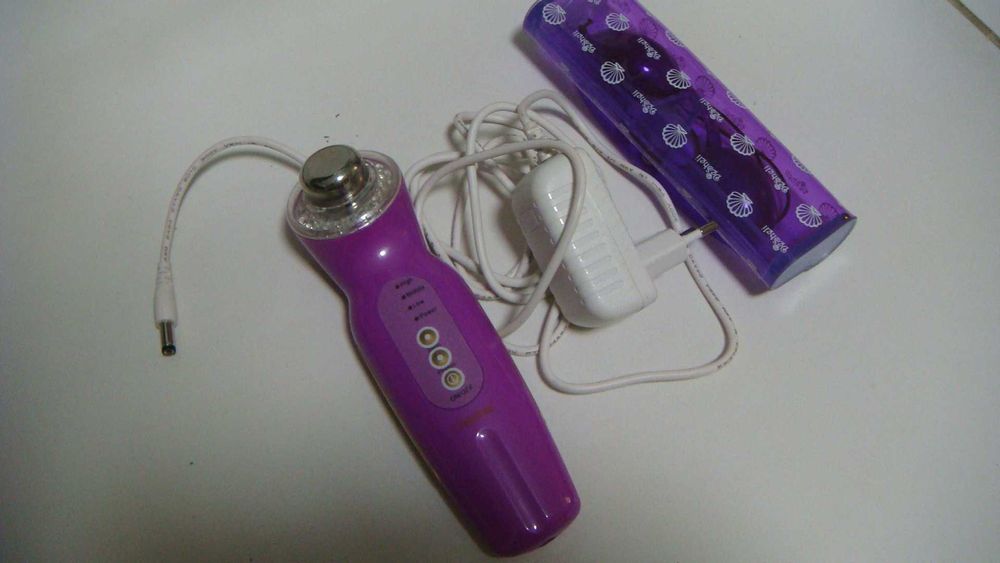 Косметический аппарат Cleartone Desheli фотон-ультразвуковой массажный