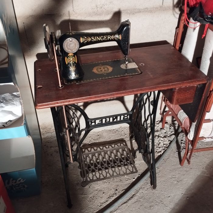 Máquina de costura Singer