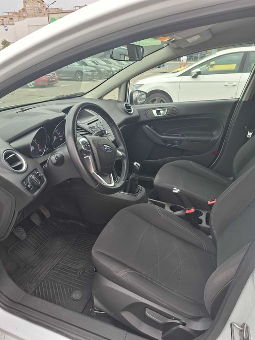 Ford Fiesta 2016 VIN WF0DXXGAKDGS42578 фото оголошення 4 з 16