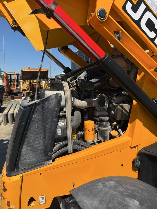 Екскаватор навантажувач JCB 3CX DIGMASTER, 2018 р. 2730 мотогодин. З ПДВ