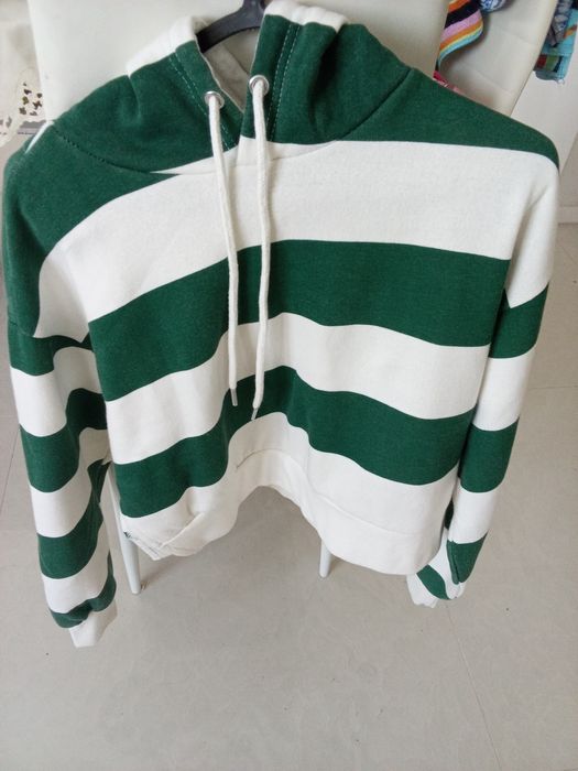 POLO SPORTING Jovem com Carapuço. Como Novo. Anuncio 4 Fotos