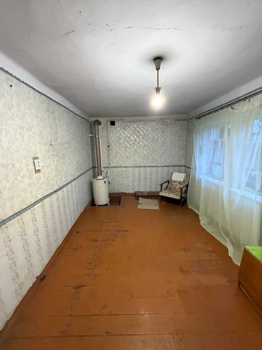 Продам будинок в районі школи Малодолинське