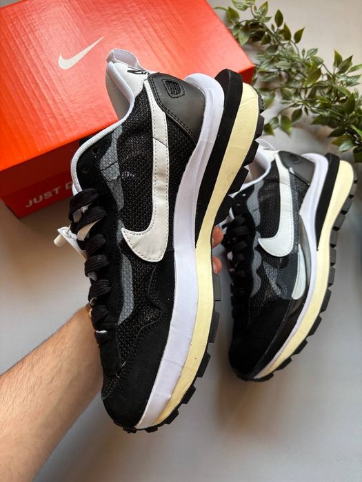 36-45 Nike VaporWaffle x Sacai Black White