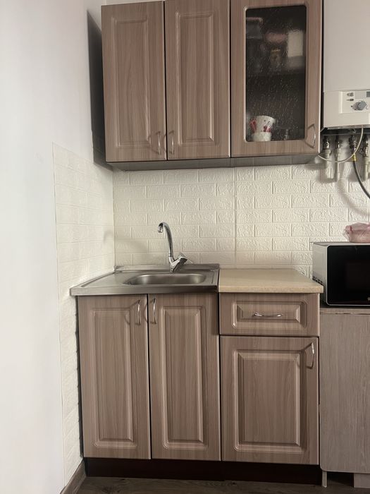 Кухня б/у гарний стан