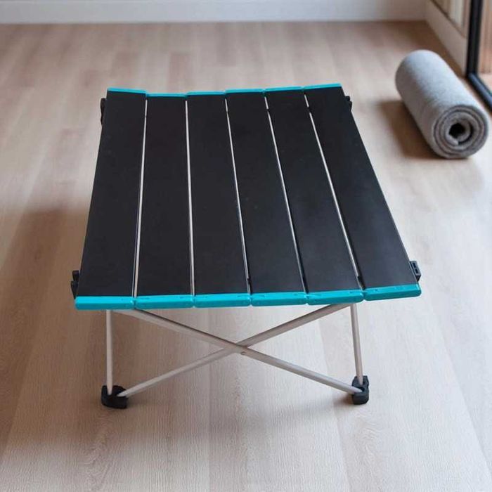 Nowy czarny składany stolik turystyczny