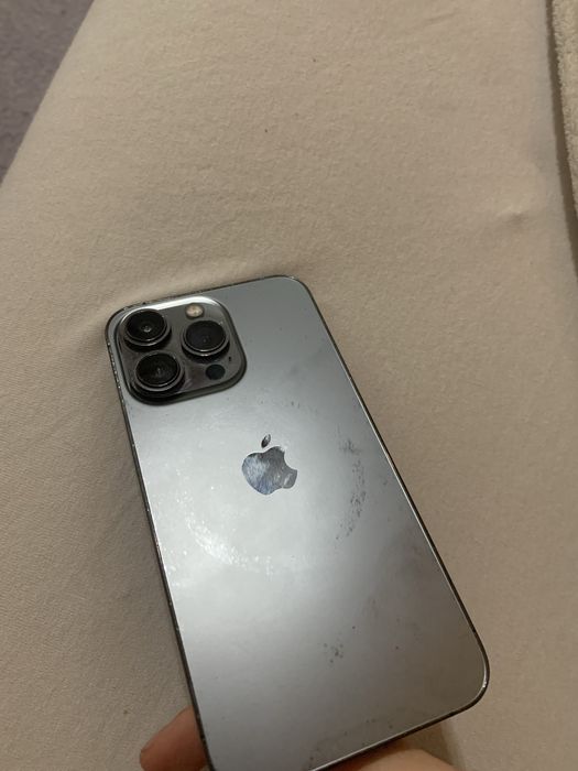 Iphone 13 pro uszkodzony