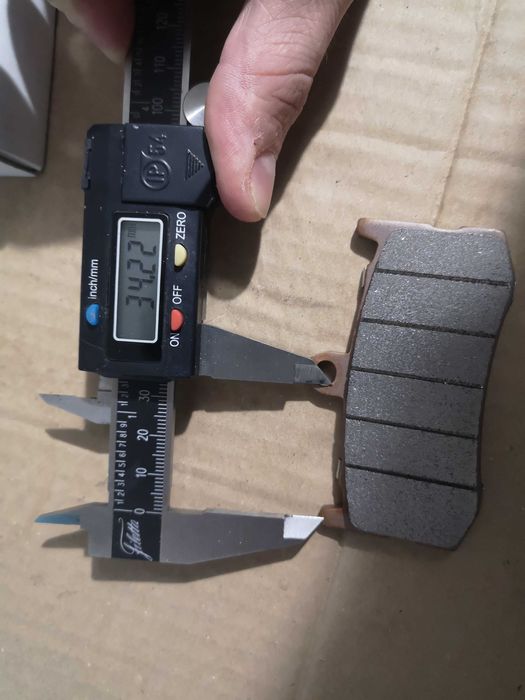 Nowe klocki hamulcowe 2016 Triumph street triple R/daytona 675 komplet