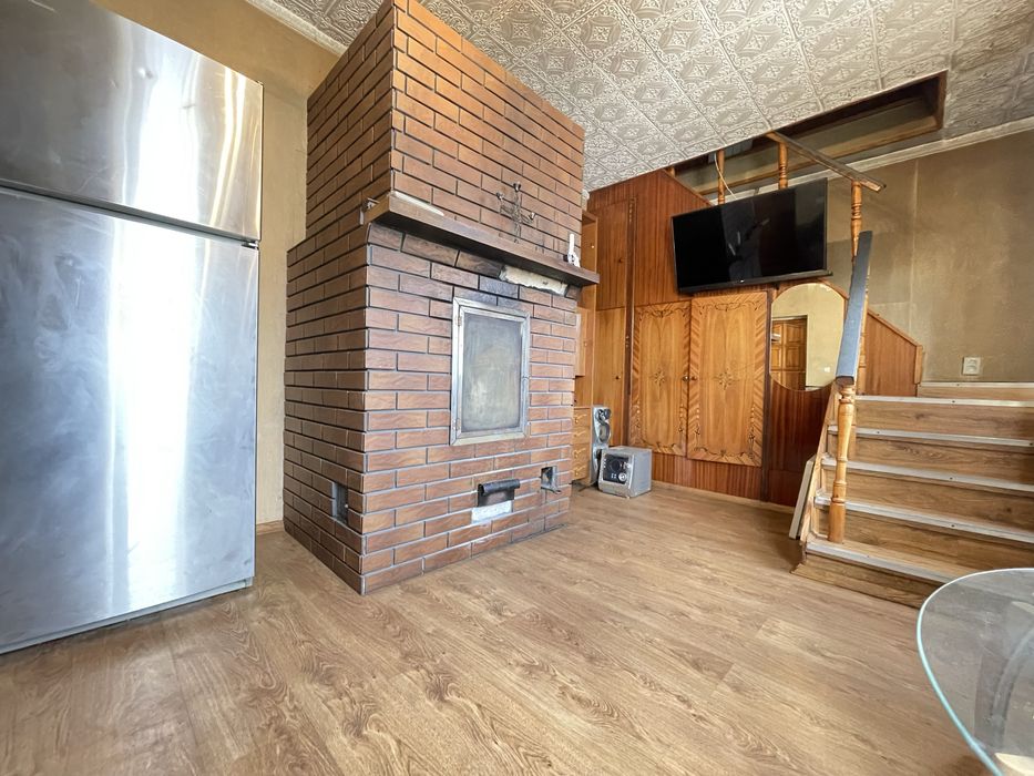 Продаж будинку біля р. Дніпро