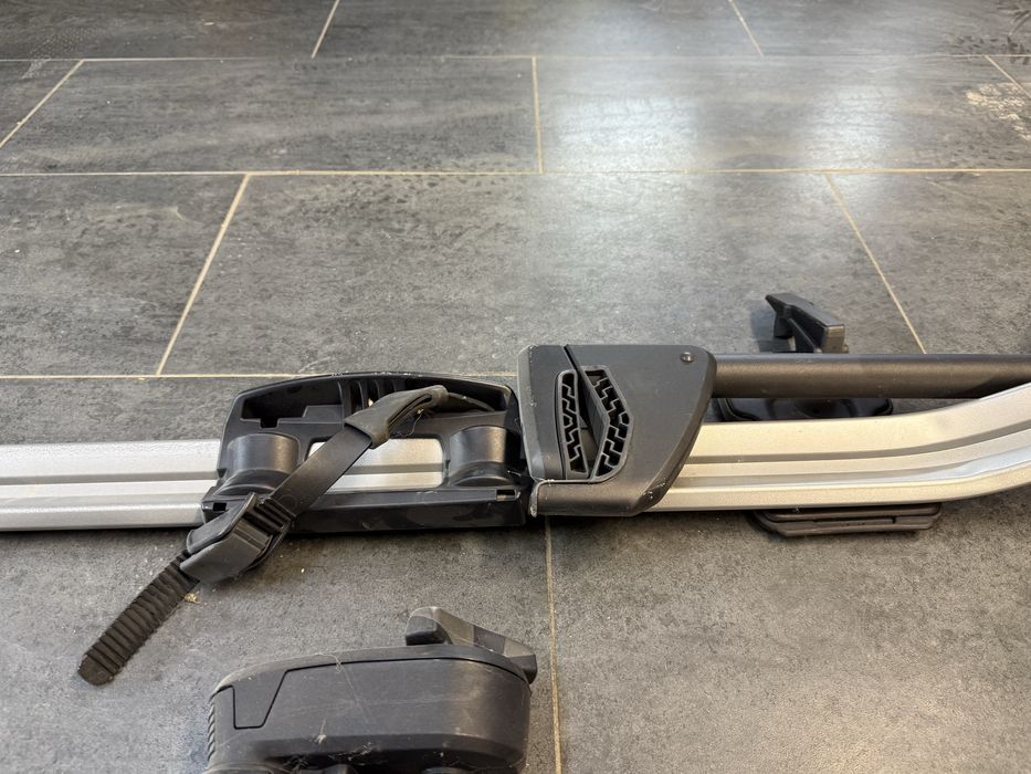 Uchwyt na bagaznik dachowy na rower thule 598