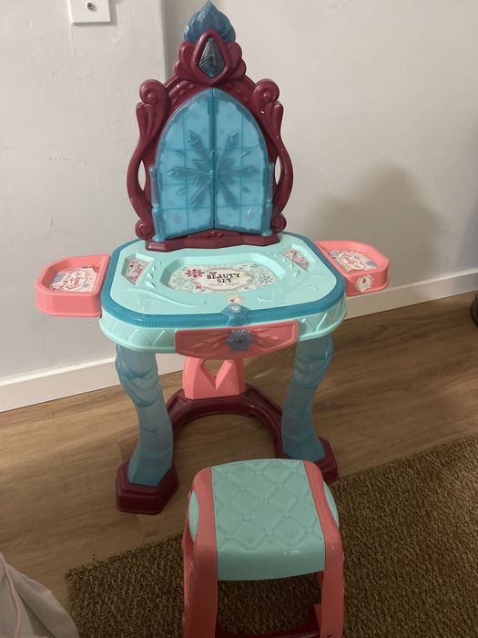 Toucador de brincar com banquinho e espelho