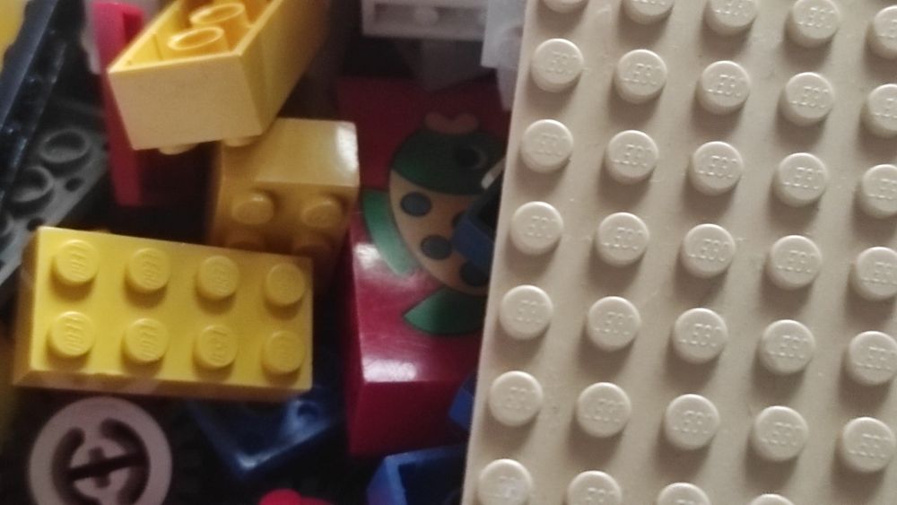 Legos e conjuntos Todos Oficiais