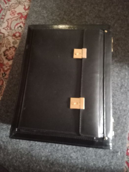 Портфель - соквояж