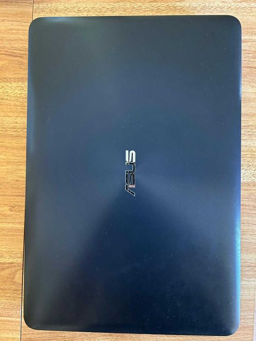 Notebook ASUS VivoBook X556U64740937437955122