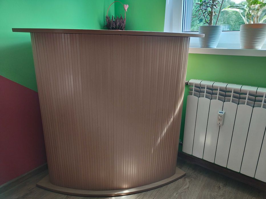 Lada recepcyjna, stolik wystawowy, barowy