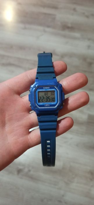Zegarek casio F-108WH retro