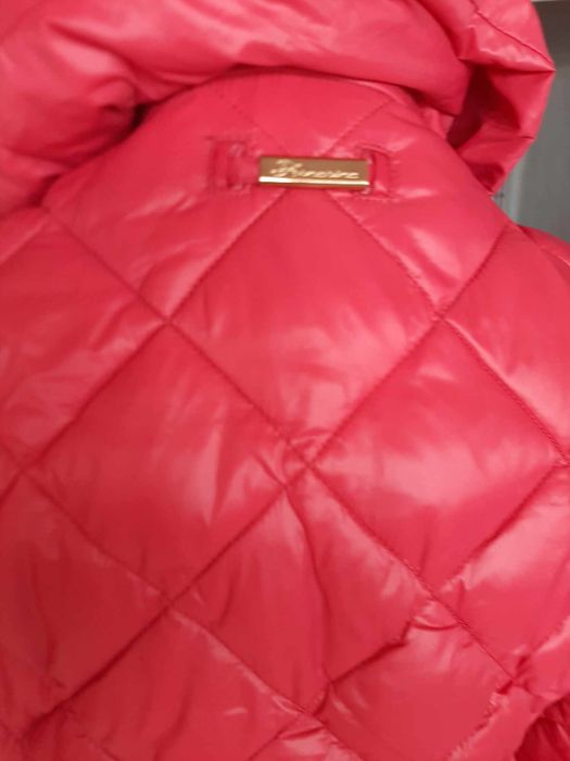 Kispo M de cor vermelho em bom estado