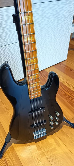 Baixo Markbass Gloxy 4