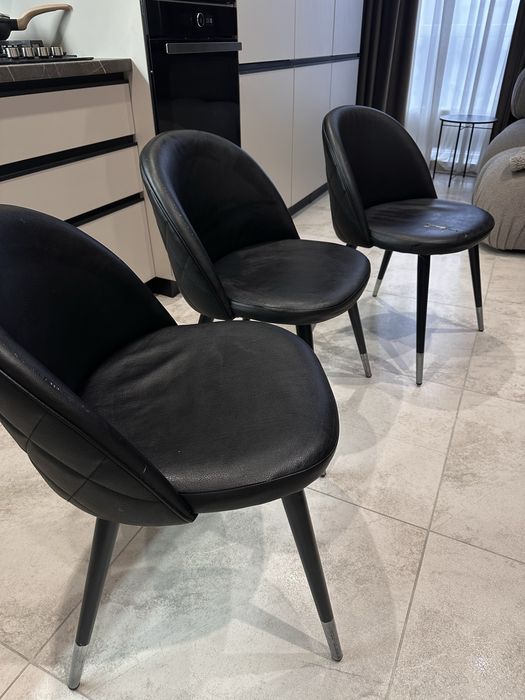 Стільці кухонні з екошкіри