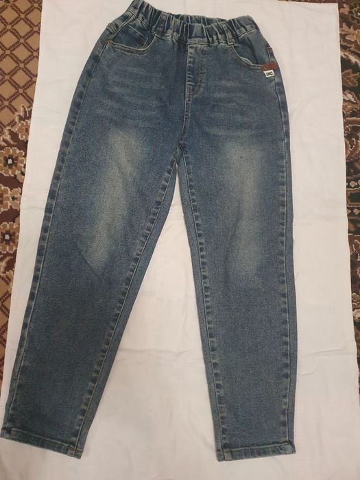 Продам джинсы мом на мальчика 12-13лет
