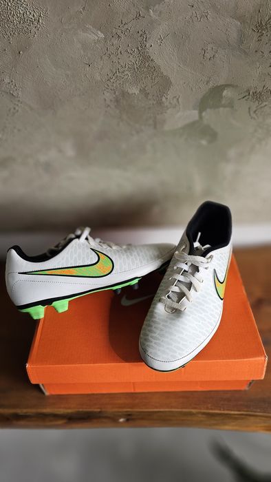 Chuteiras NIKE Magista Ola Fg