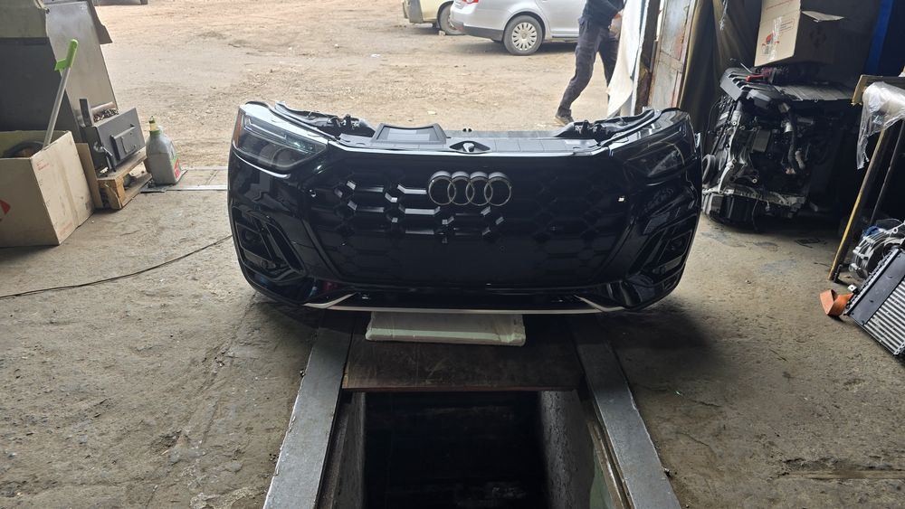 Бампер капот фара Q5 80A.