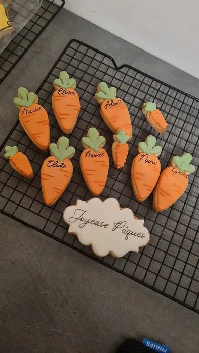 Bolos artisanais, bolos de aniversario, biscoitos...