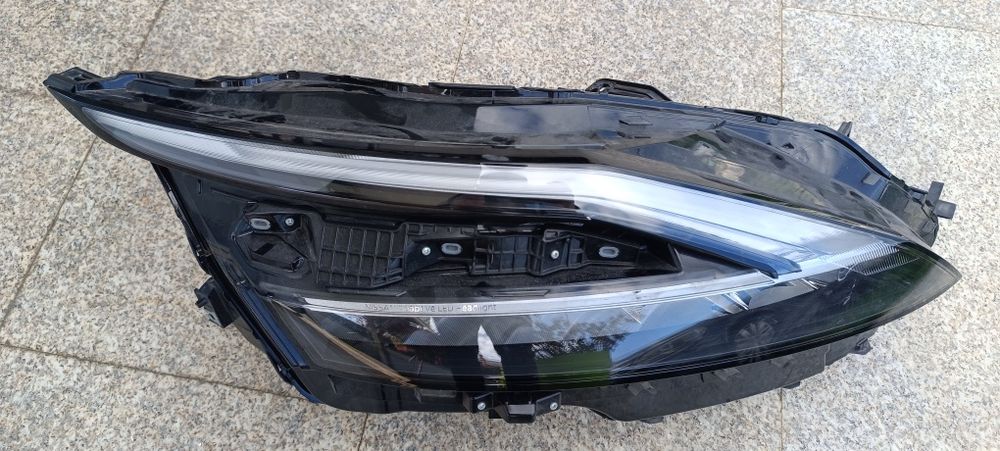 Farol Nissan Qashqai full led adaptive