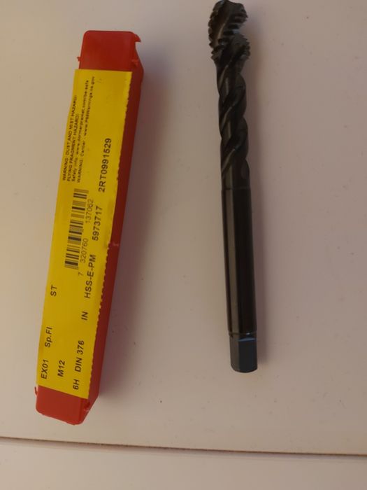 Machos para maquina DORMER.