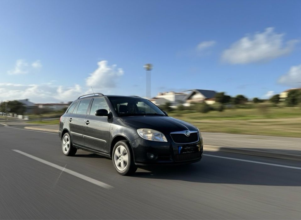 SKODA Fabia II Combi 1.2 Gasolina 70 cv