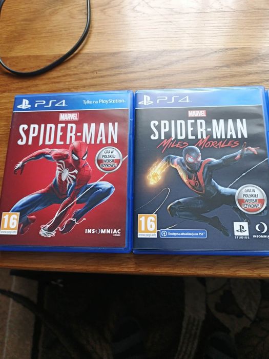 Sprzedam Konsolę PS4 z grami*Mało używana