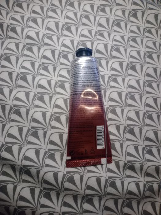 Crema mãos ameixa negra