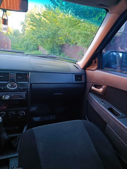 Автомобіль ВАЗ 21072