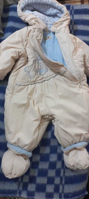 Детские комбинезоны и детские вещи