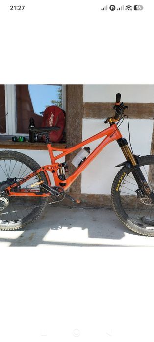 Banshee Rune V 3.2 rozmiar L