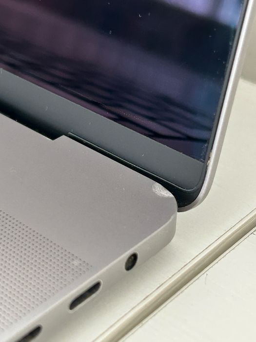 MacBook pro 16” (2019)