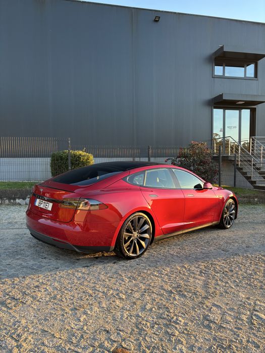 Tesla Model S 70D – AWD - Look Performance - MCU2 (Ecrãs Novos) - CCS2 - 125mil km