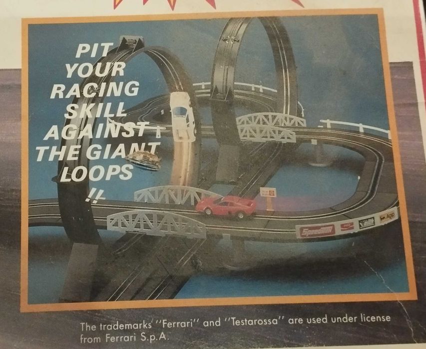 Prenda de Natal - Pista elétrica de carros