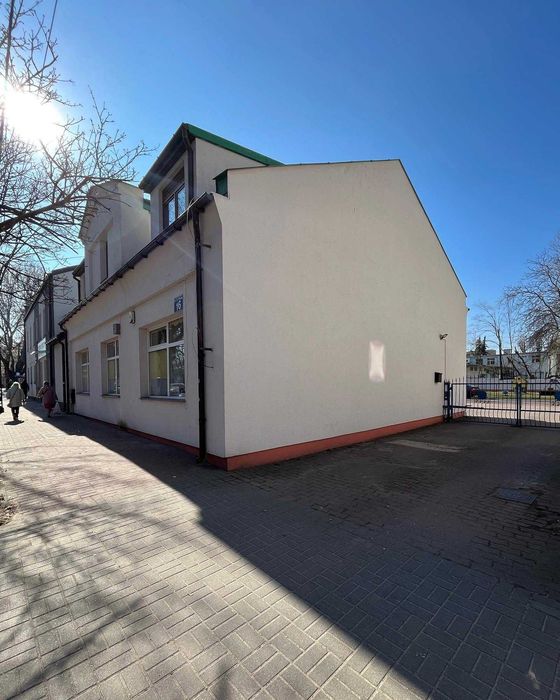 Na wynajem budynek pod przedszkole lub inną działalność | Pruszków | 229 m² (parking 300 m², ogród 1020 m²)