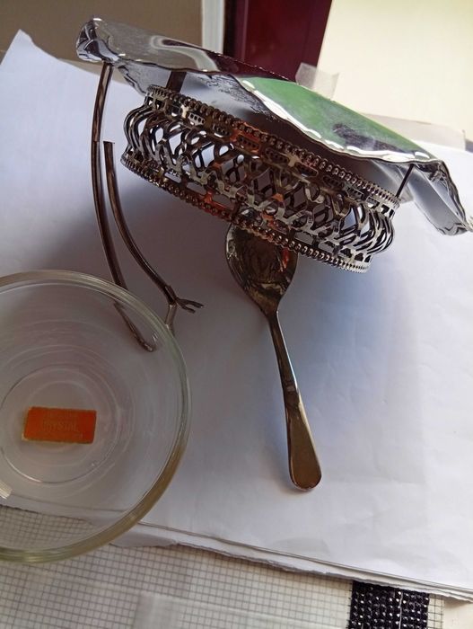 Requintada compoteira de cristal, vintage, revestida em prata inglesa