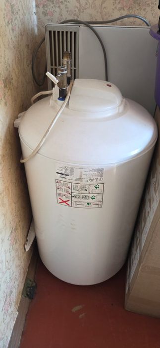 Продам бойлер на 50 литров