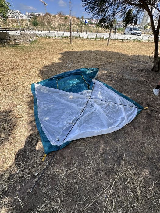 Tenda iglo de campismo para ate 4 ocupantes