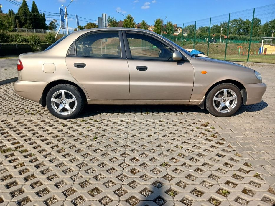 Део Ланос Поляк 1.5 8v