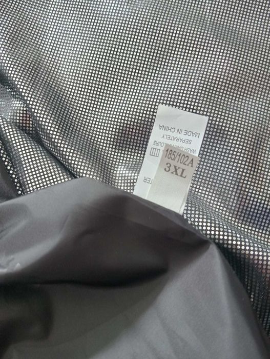 Casaco Térmico com Aquecimento Elétrico (USB) – Tam. 2/3XL