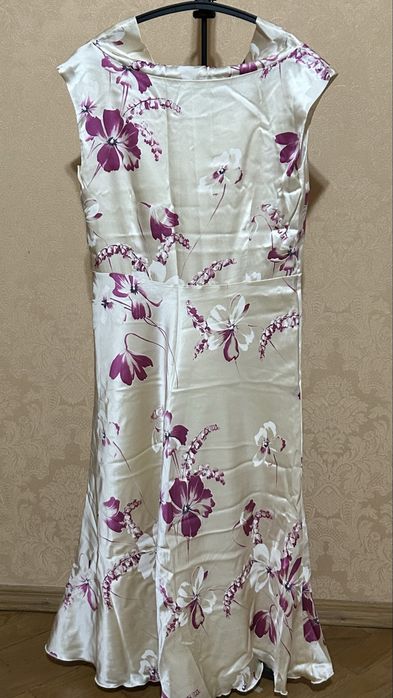 Сатиновое платье Basler с цветочным узором