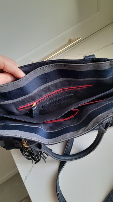 Stylowa torebka w paski Tommy Hilfiger  do ręki i na ramię