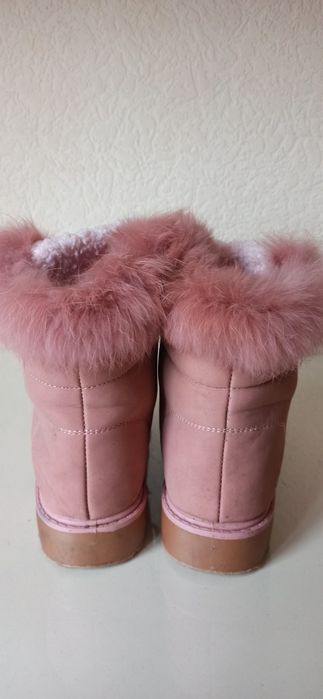 Продам жіночі ботинки
