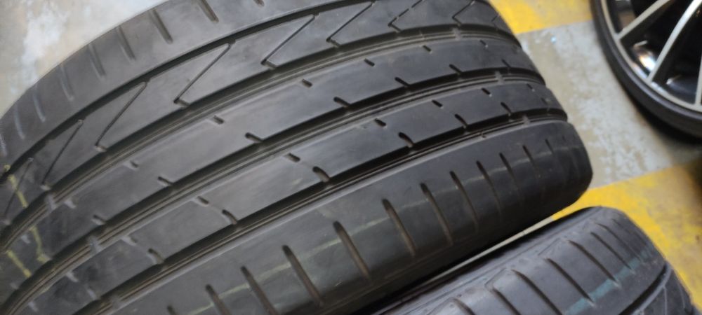 Pneus 255/40/17 hankook usados